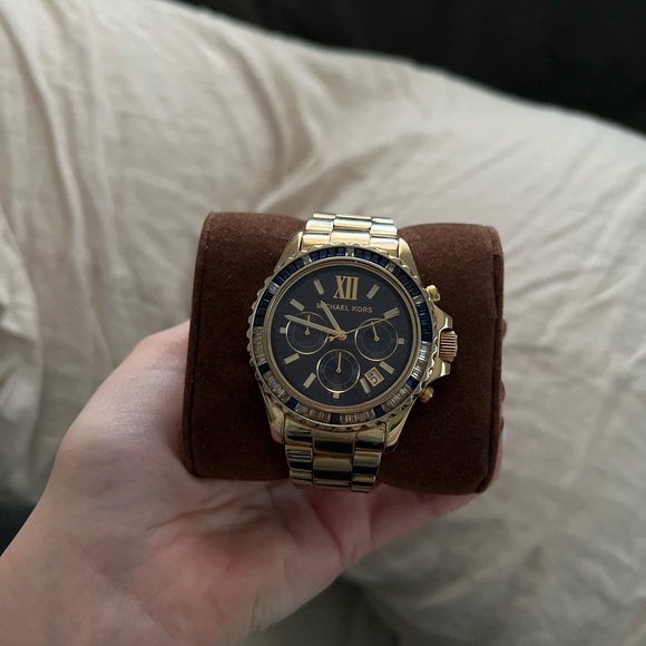 Men’s Michael Kors Everest Watch - Picture 4 of 6